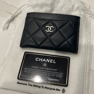 Chanel cardholder